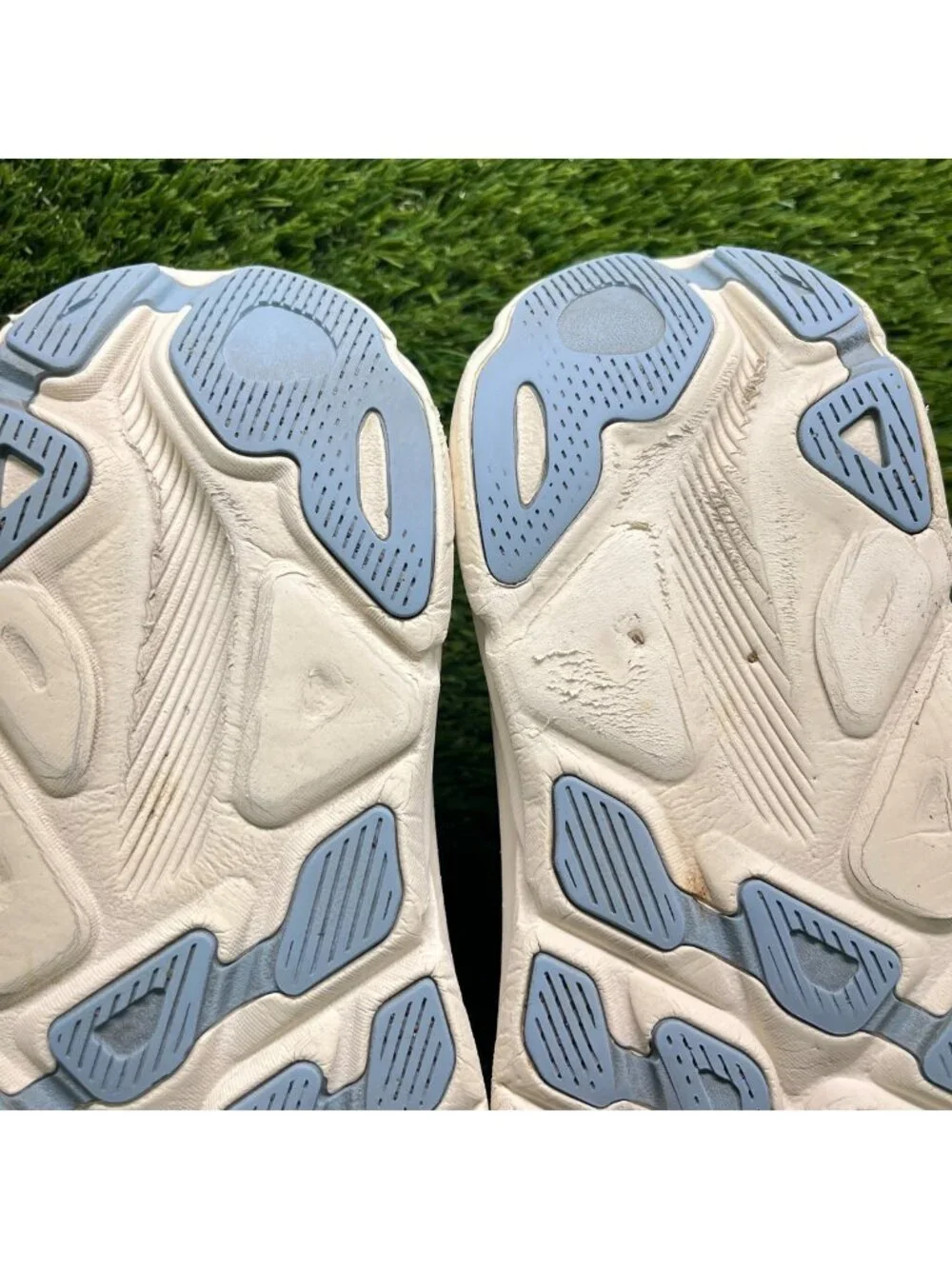 Hoka One One Clifton 9 Womens Size 8 Ivory Blue Athletic Running Shoes Sneakers